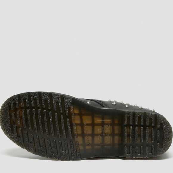 NEW DR MARTENS 1460 STUD WANAMA LEATHER LACE UP BOOTS - Picture 8 of 8